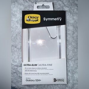 OtterBox Symmetry Series S24+ Transparent Case and Screen protector